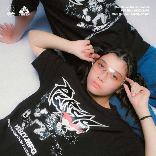 PERSIS X YESZY T-SHIRT ONE NATION UNDER FOOTBAL - BLACK